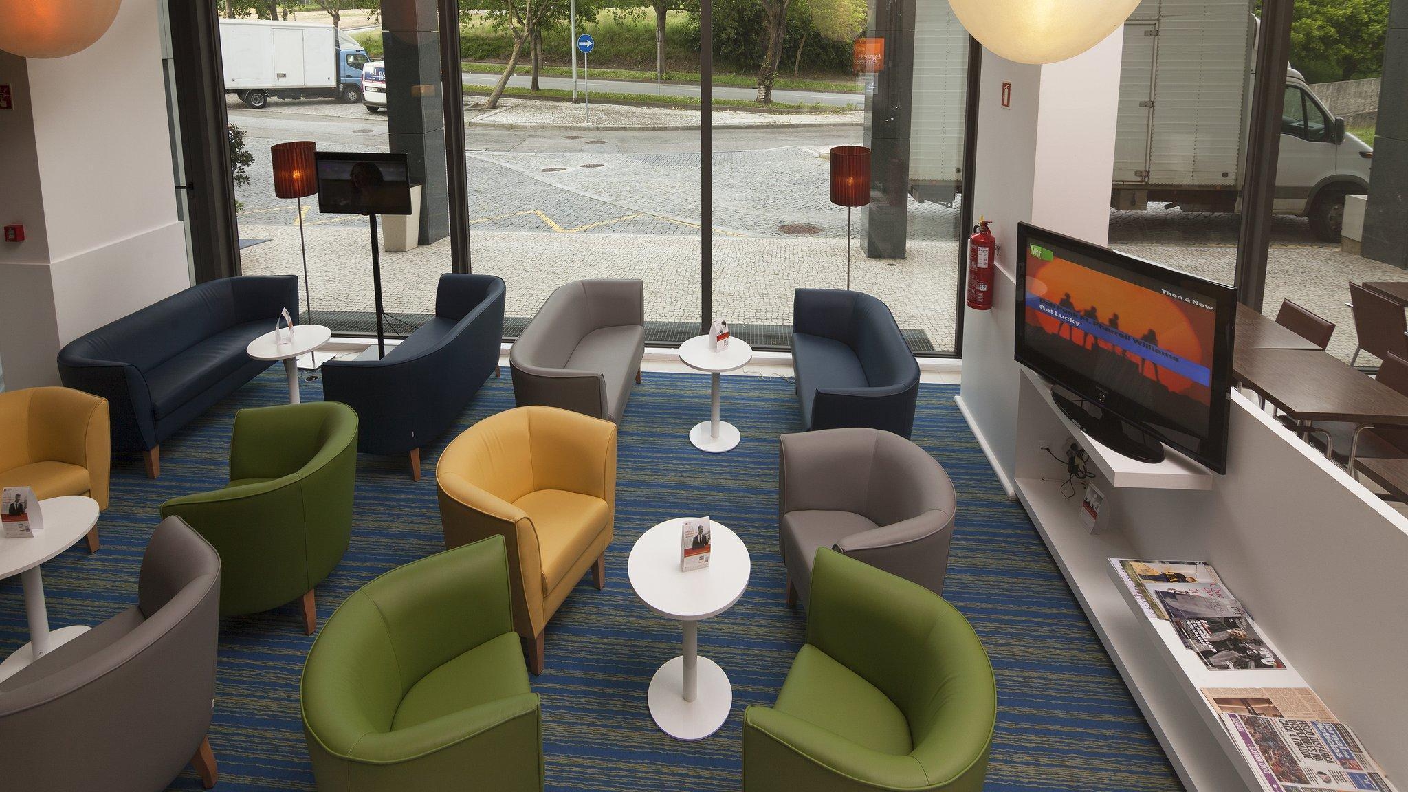 Holiday Inn Express Porto Exponor By Ihg Leça da Palmeira Exterior foto