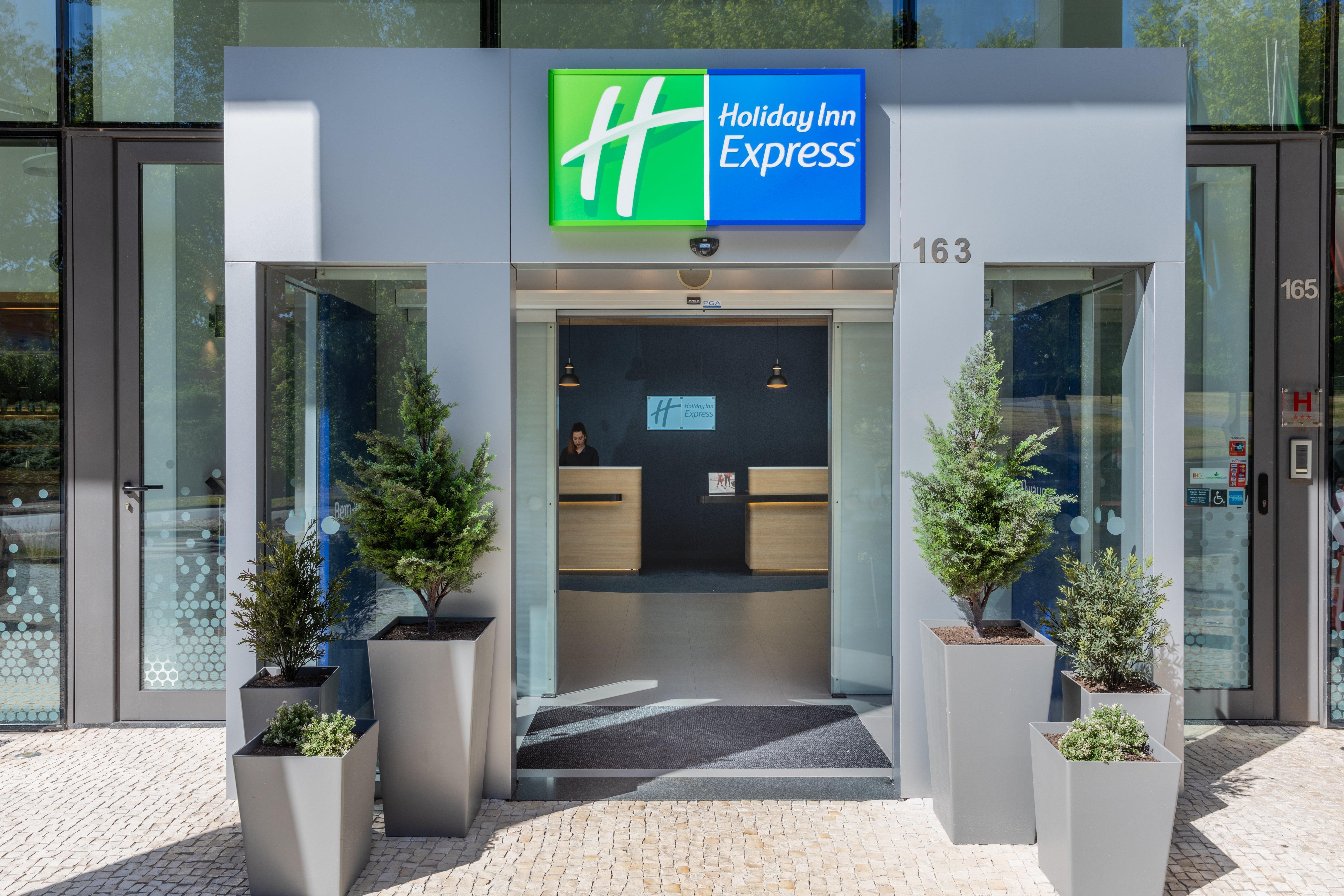 Holiday Inn Express Porto Exponor By Ihg Leça da Palmeira Exterior foto