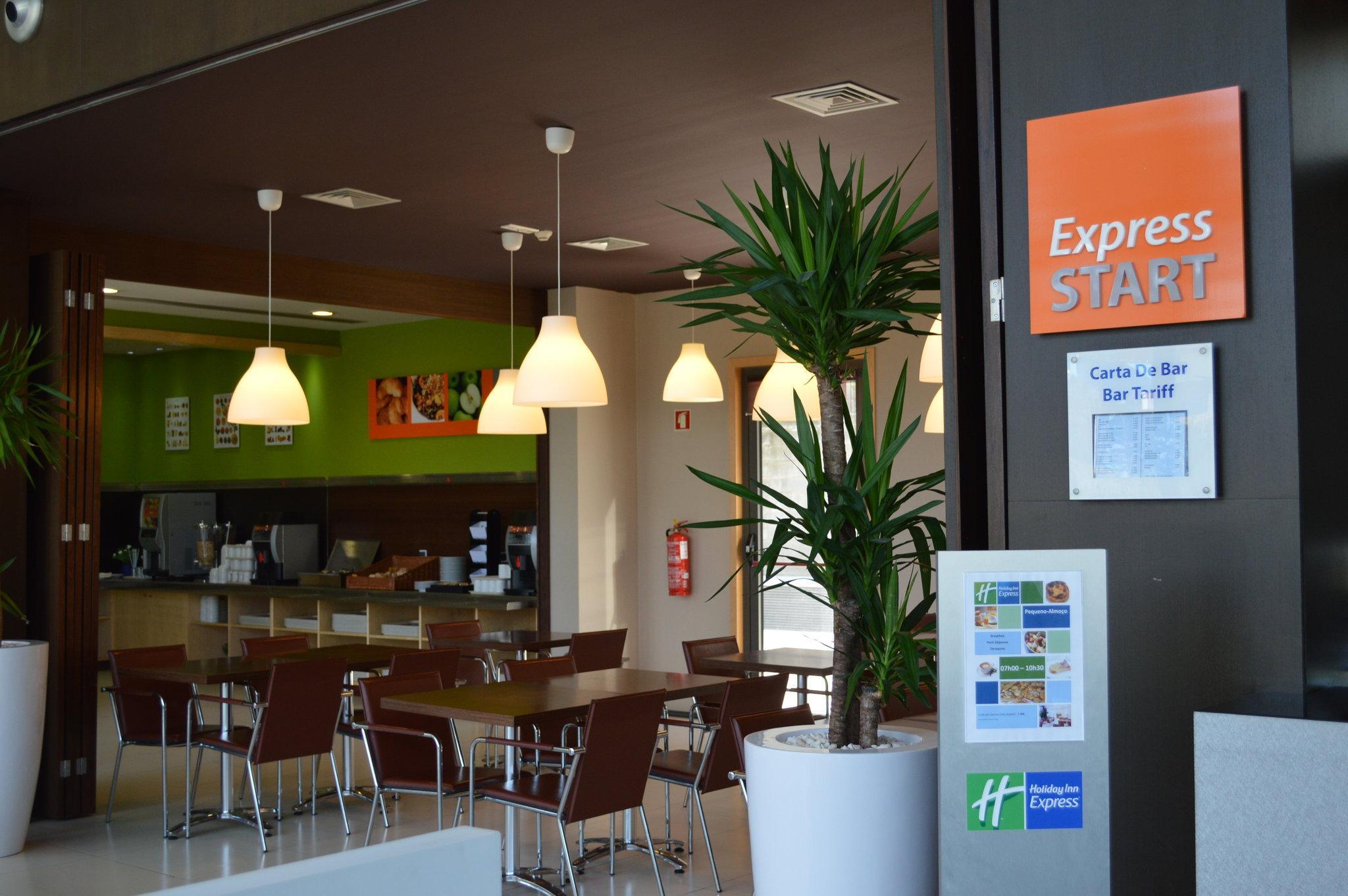Holiday Inn Express Porto Exponor By Ihg Leça da Palmeira Exterior foto
